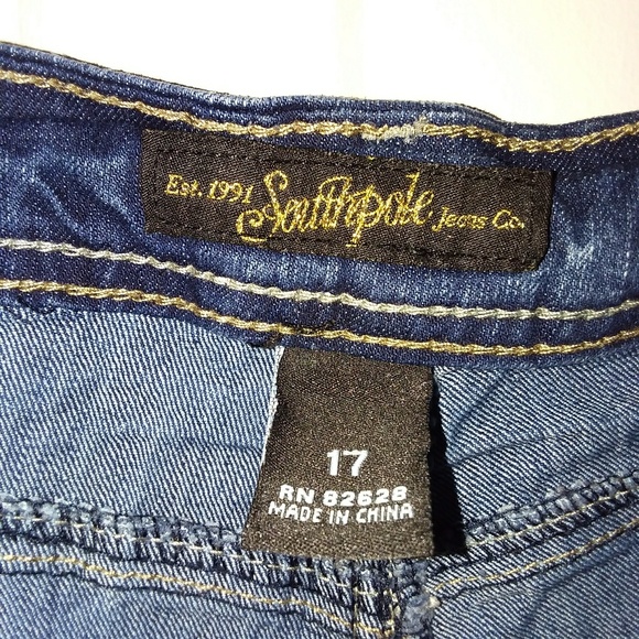 💥4/$15💥South Pole Capris - Picture 4 of 4